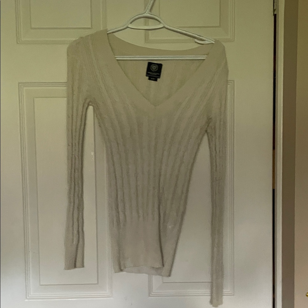 American Eagle Outfitters Cream Knit Sweater